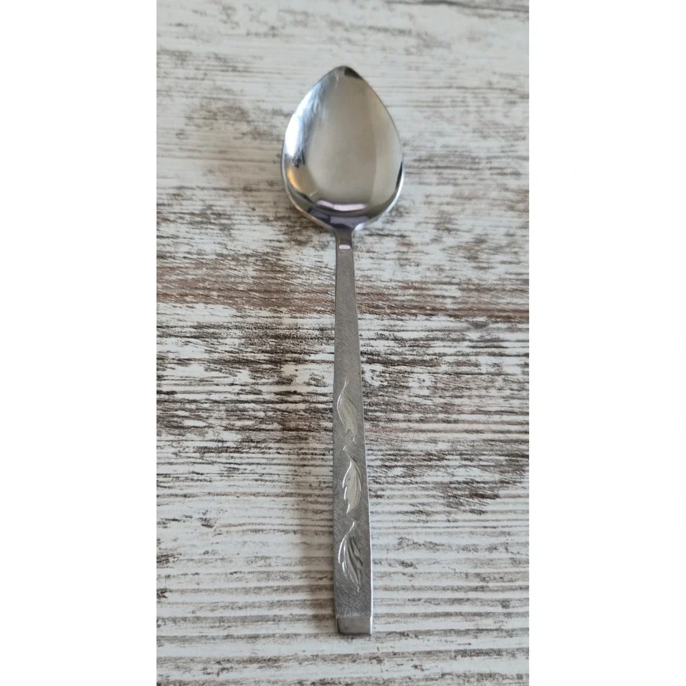 Vintage Carlton Korea Stainless Steel Tablespoons Set of 4 Frosted Leaf Pattern